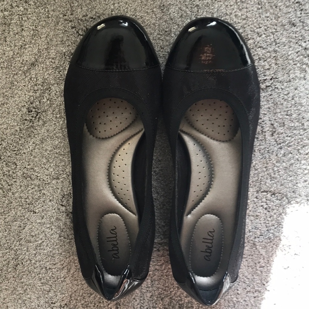 Abella Black Flats size 9